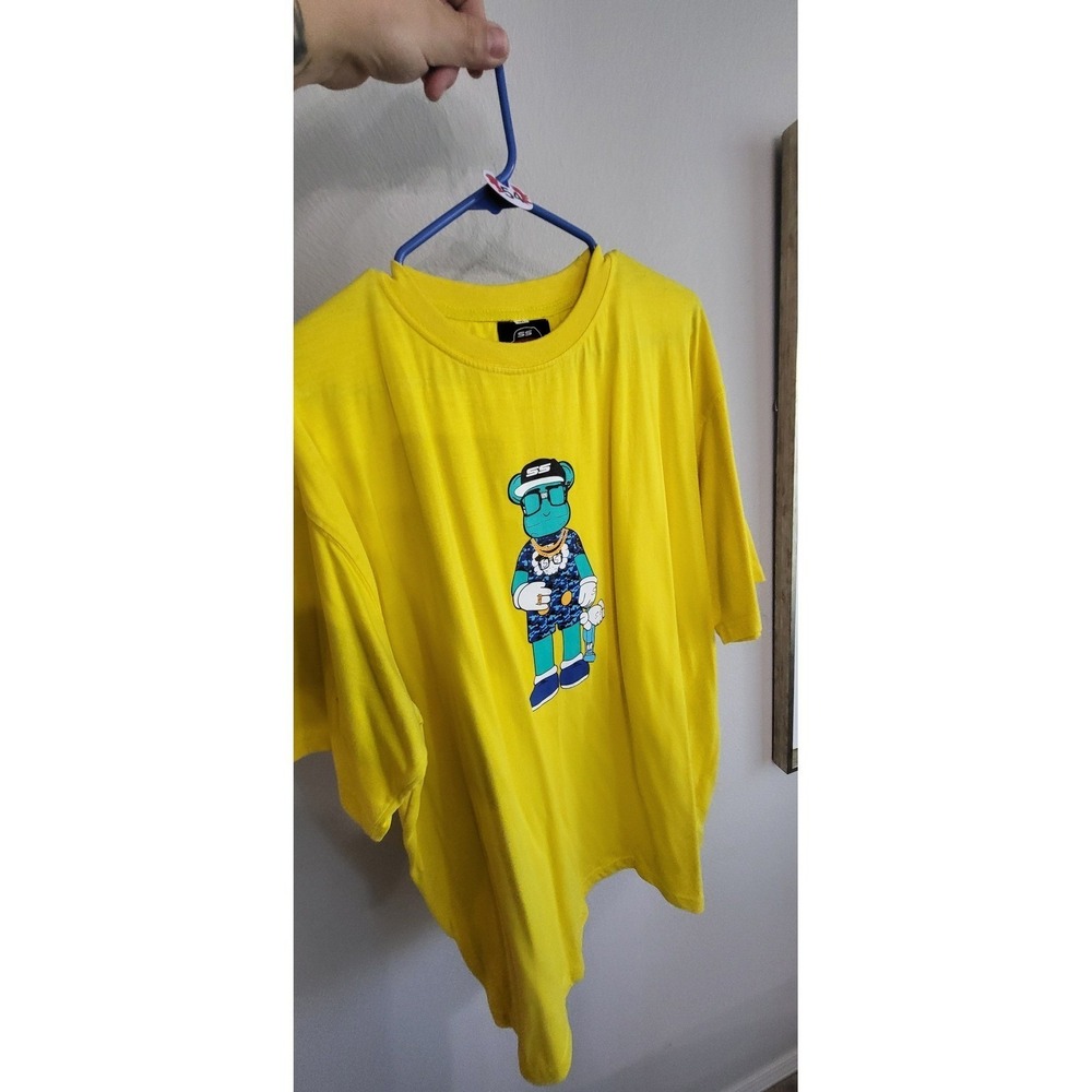 KAWS Style Artist Graphic T-Shirt Mens 3XL Bright Yellow Mint #54